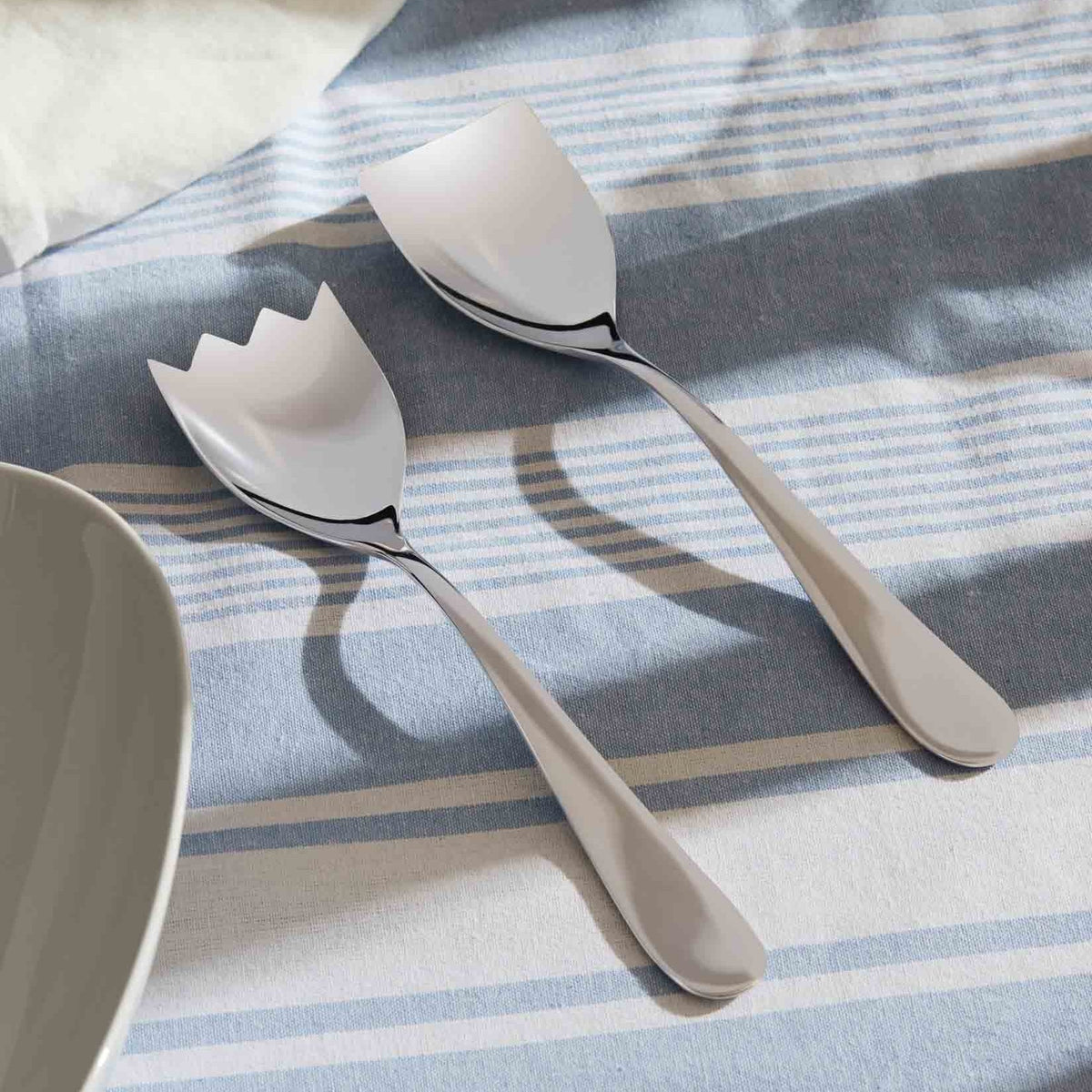 Alessi Nuovo Milano slabestek 5180/14 op tafel