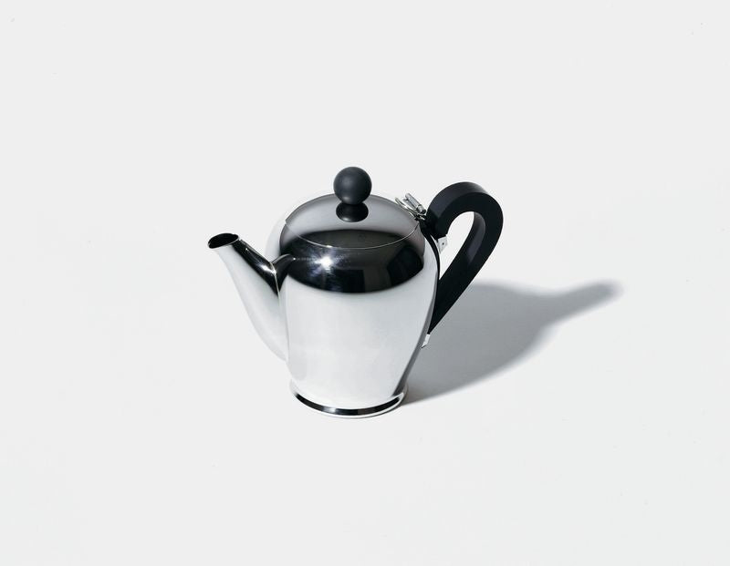 Alessi Bombé koffiemaker in zilver met zwart handvat, ontwerp Carlo Alessi