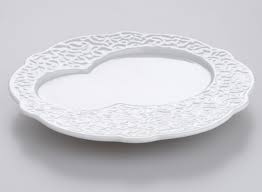 Alessi DRESSED schotel voor ontbijt, wit porselein met reliëfrand, Ø 16 cm