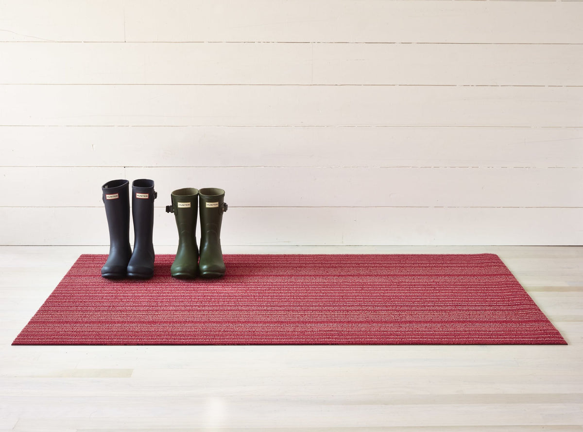 Chilewich doormat Skinny Stripe Raspberry, 46 x 71 cm, design Sandy Chilewich