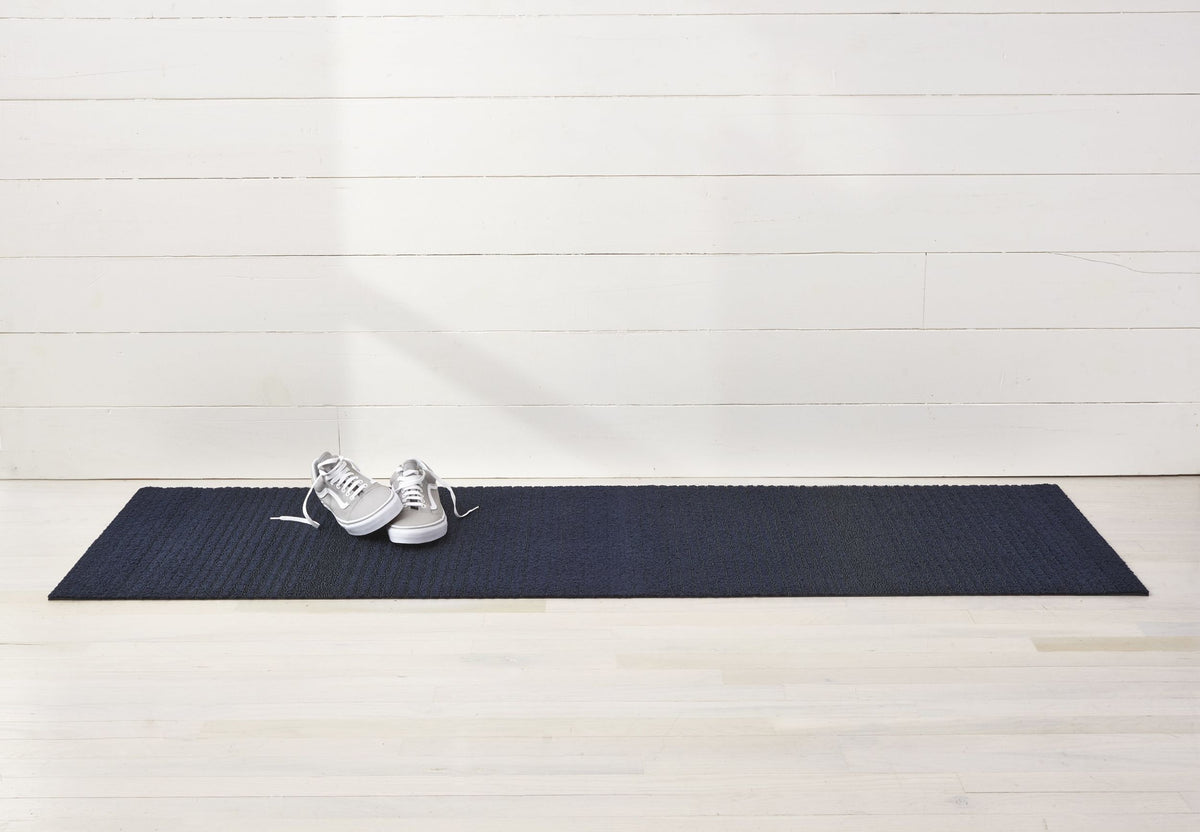 Chilewich deurmat Ombré Shag Plus in blauw, langwerpig model, ontwerp Sandy Chilewich