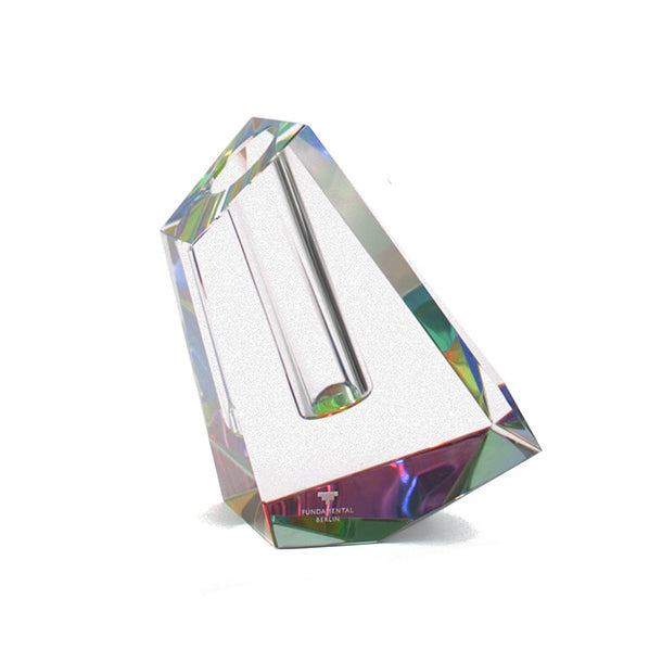 Crystal vase Regenbogen by Fundamental, close-up of the faceted base
