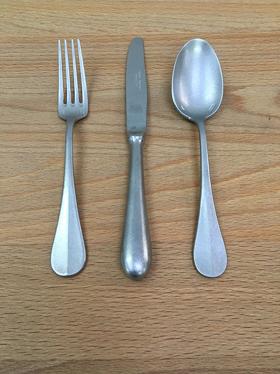 Aoyoshi Baguette dessertcouvert met vork, mes en lepel, japanse serie in oud zilver staal