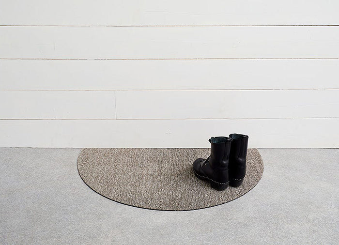 Chilewich halfronde deurmat Pebble, 91 x 53 cm, gemêleerd bruin