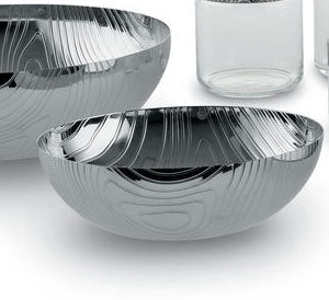 Alessi Veneer Bowl 21 schaal, detail van het nieuw oppervlakte-effect met hout-ringen