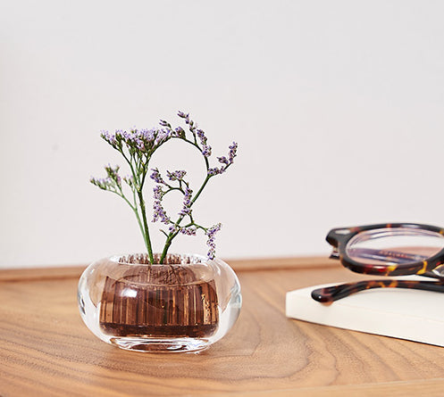 Michi-Kusa small Japanese glass vase in brown, designed by Fumiaki Kono