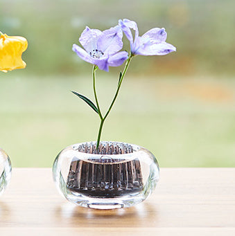 Michi-Kusa small glass vase in black, round shape with removable element for flower stem