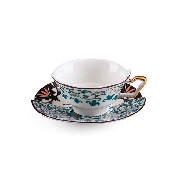 Teacup and saucer from the Hybrid series, Aspero design, side view