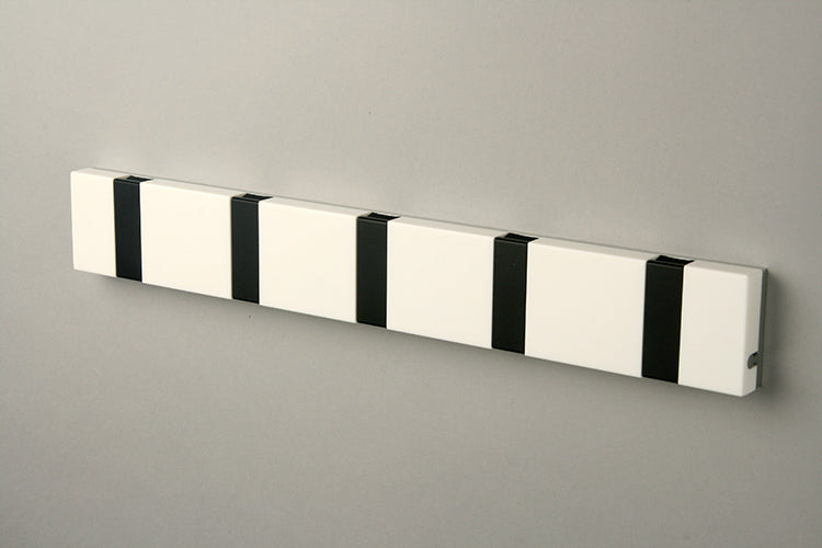 Alessi Knax-Lite wandkapstok met haken, in wit-zwart Corian