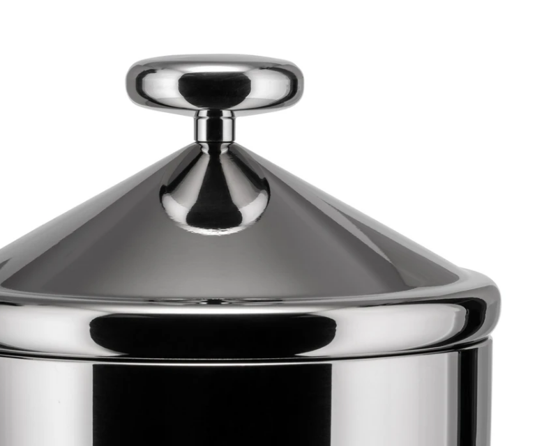 Alessi Kalisto voorraadbus, detail van deksel met knop, metalen, onderdeel van serie van drie