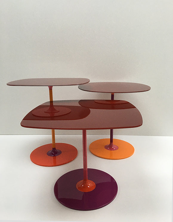 Serie van drie Kartell Thierry bijzettafels in oranje, paars en bordeaux