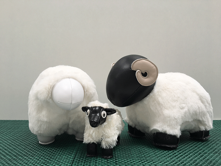 Set van twee schapenbeeldjes met mini-schaap, Zuny mooie dieren