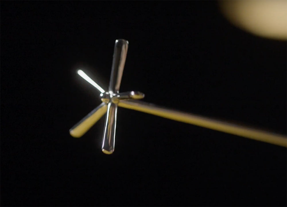 Alessi Bâton Lélé roerstaaf, close-up van de geribbelde stalen kop