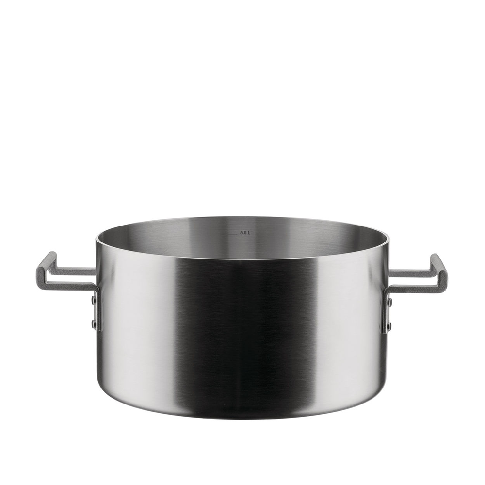 Convivio steam insert by David Chipperfield, top view of stainless steel interior