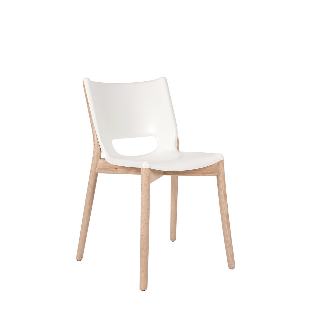Poêle chair in white, alternative three-quarter view