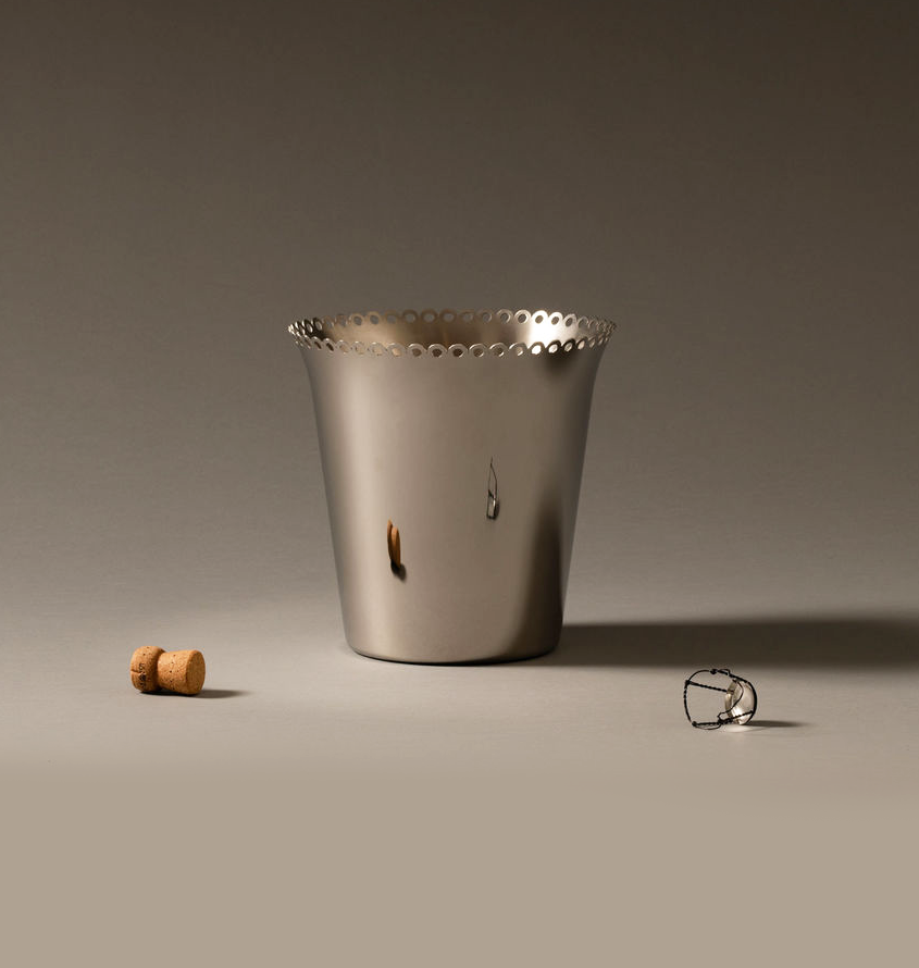 Edges ice bucket with wine cork and bottle capsule, from the new Il Tornitore Matto series