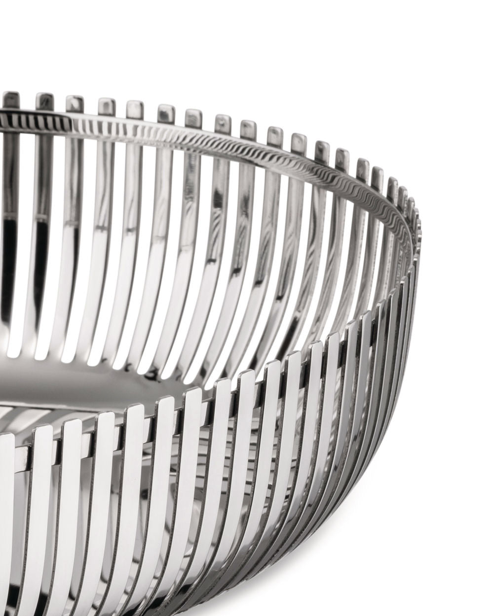 Alessi Ovale lage mand, detail van de rvs spijlenrand