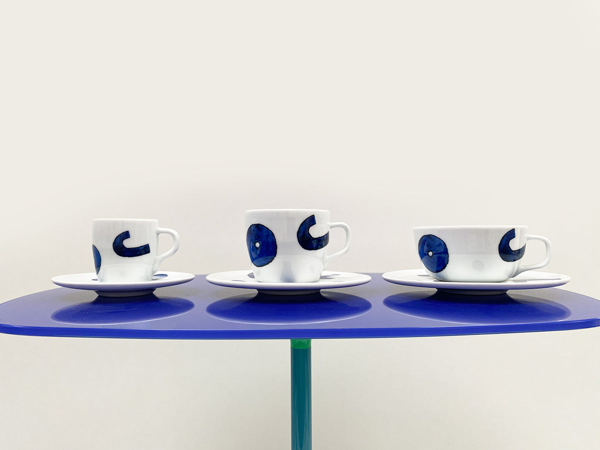 Three coffee cups with saucer from the Itsumo series side by side