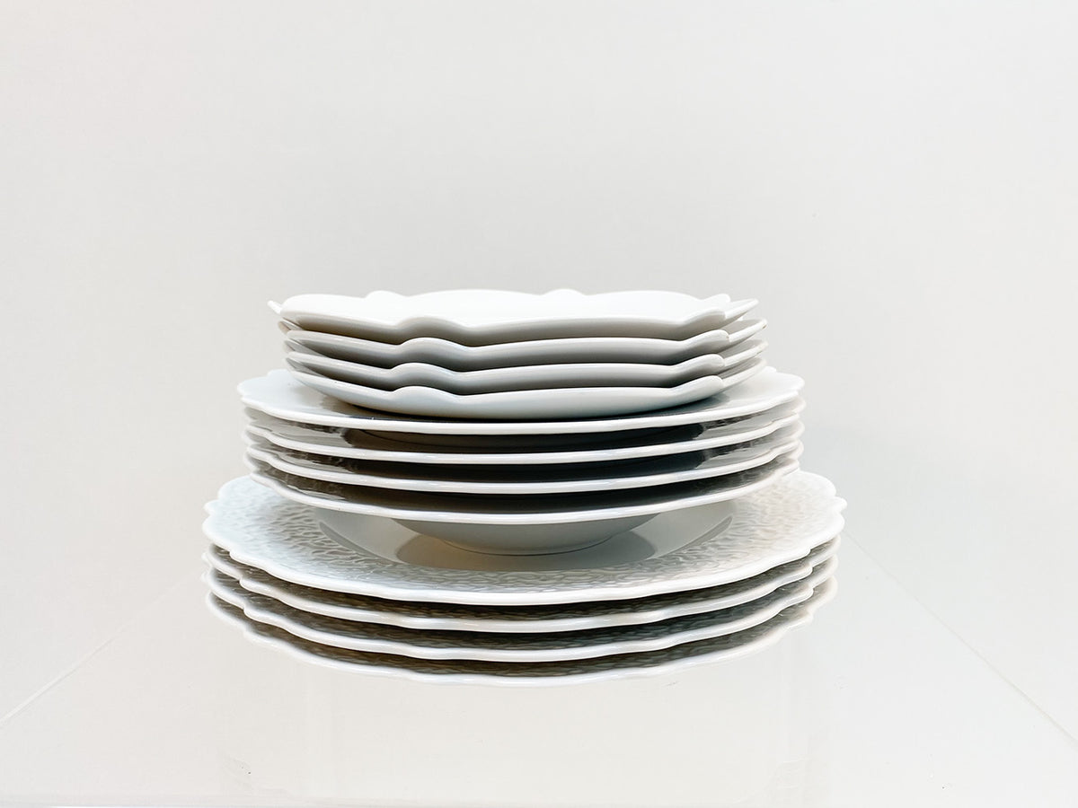 Alessi Dressed servies, 12-delig, gestapeld: dinerbord, ontbijtbord en soepbord in wit porselein