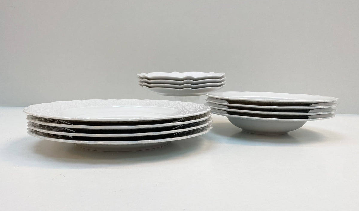 Alessi Dressed servies, 12-delig, dinerborden, ontbijtborden en soepborden naast elkaar