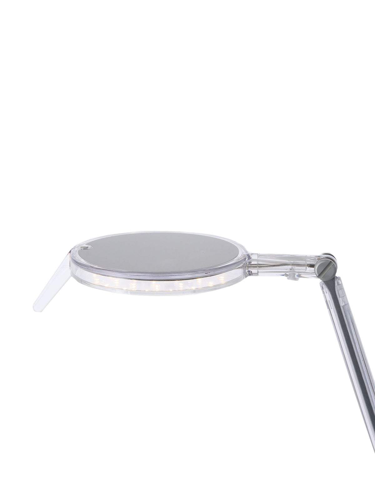 Detail van de kop van de Aledin Tec bureaulamp, met zichtbare LED-strip