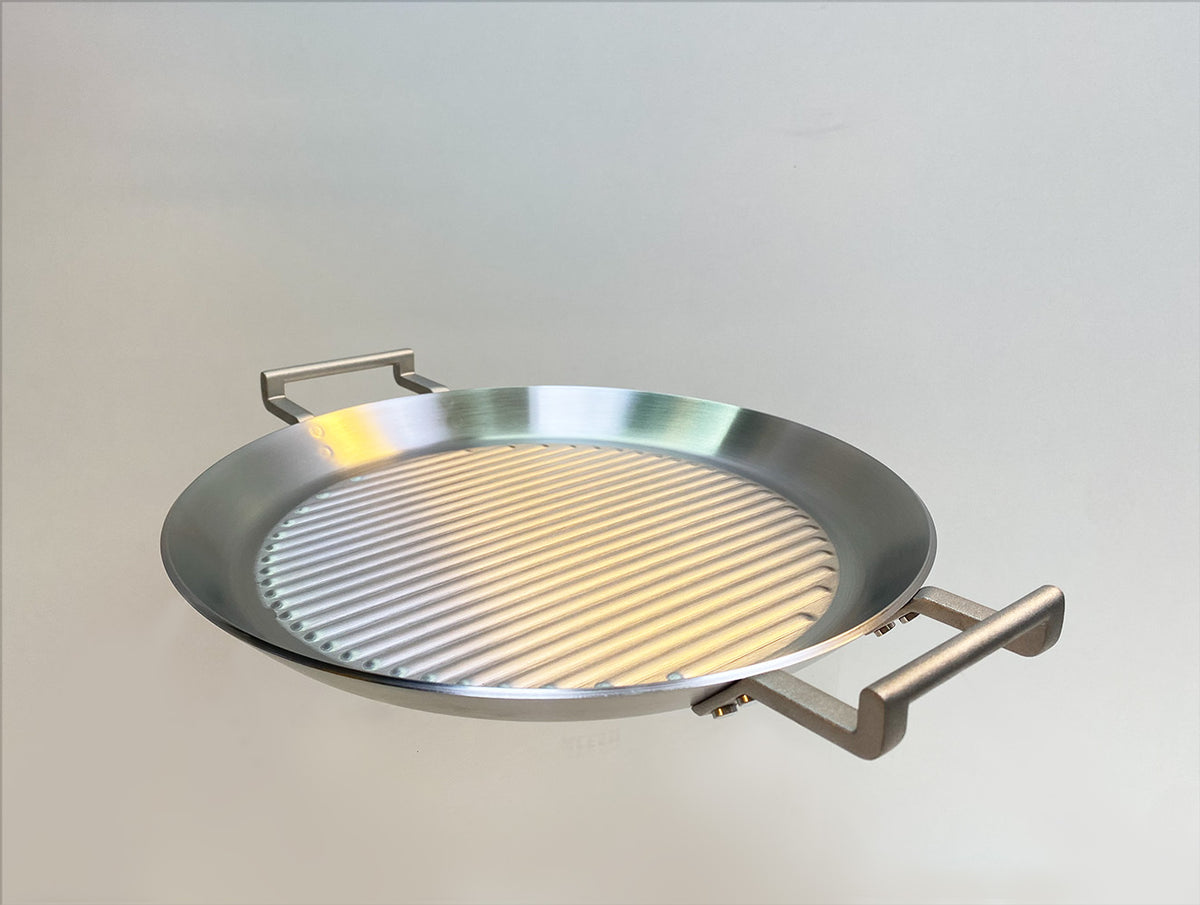Convivio grillpan van Alessi, RVS met geribbelde bodem, ontwerp David Chipperfield