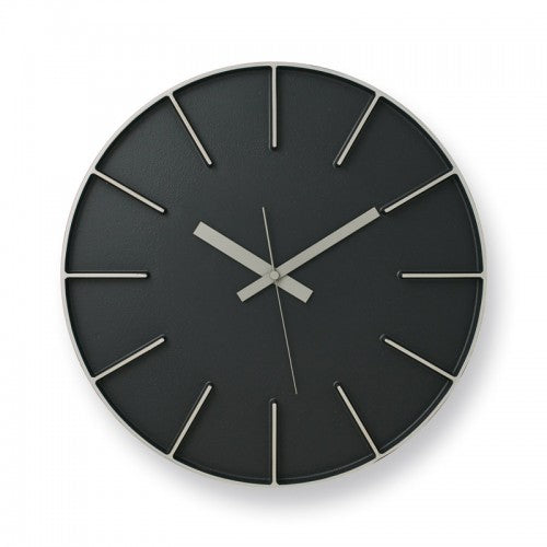 Lemnos Edge wandklok, ontworpen door Shin Azumi, aluminium in zwart, diameter 35 cm
