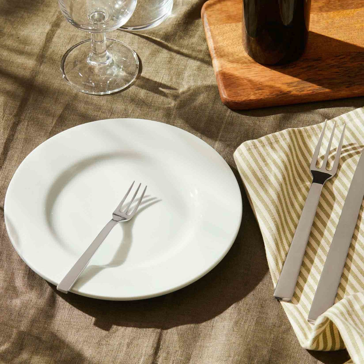 Alessi Santiago dessertvork DC05/5 op tafel