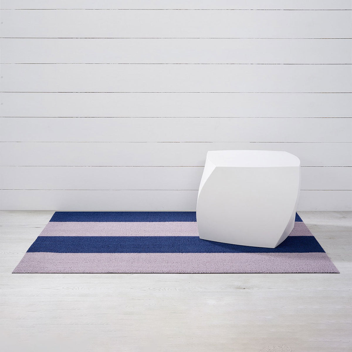 Chilewich Duo Stripe Berry als big mat van 91 x 152 cm