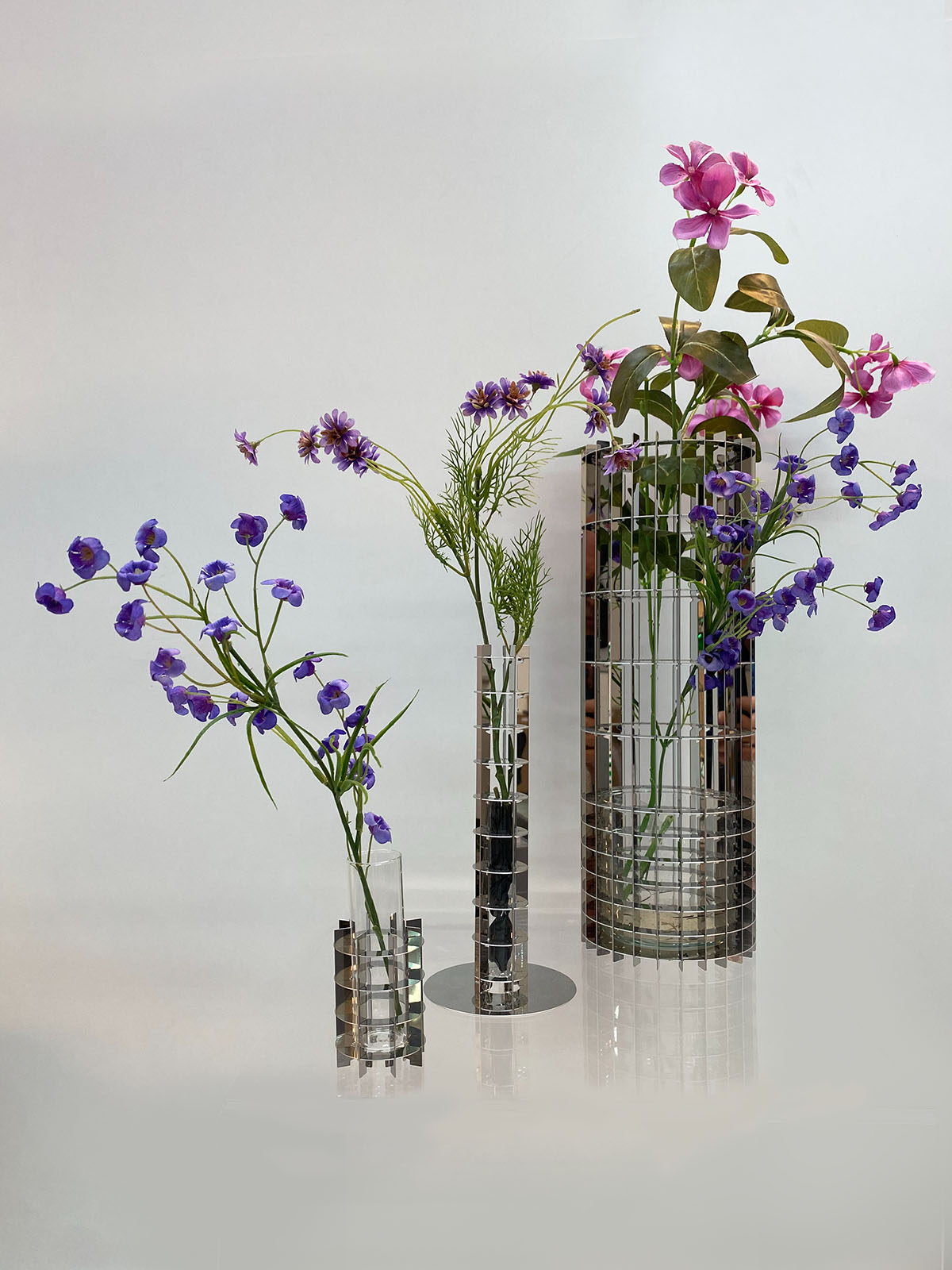 Gravity Micro Vase