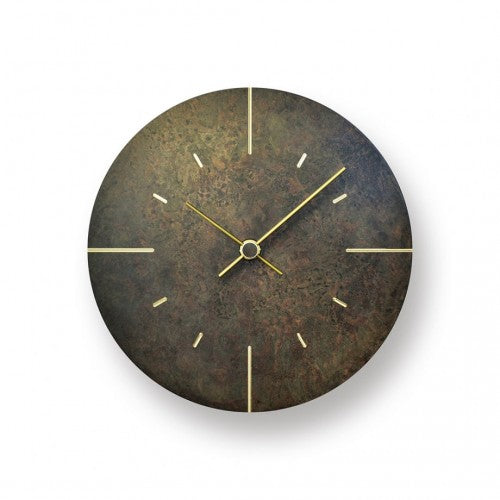 Lemnos Orb klok van koper, black vintage patina, ronde wijzerplaat zonder cijfers