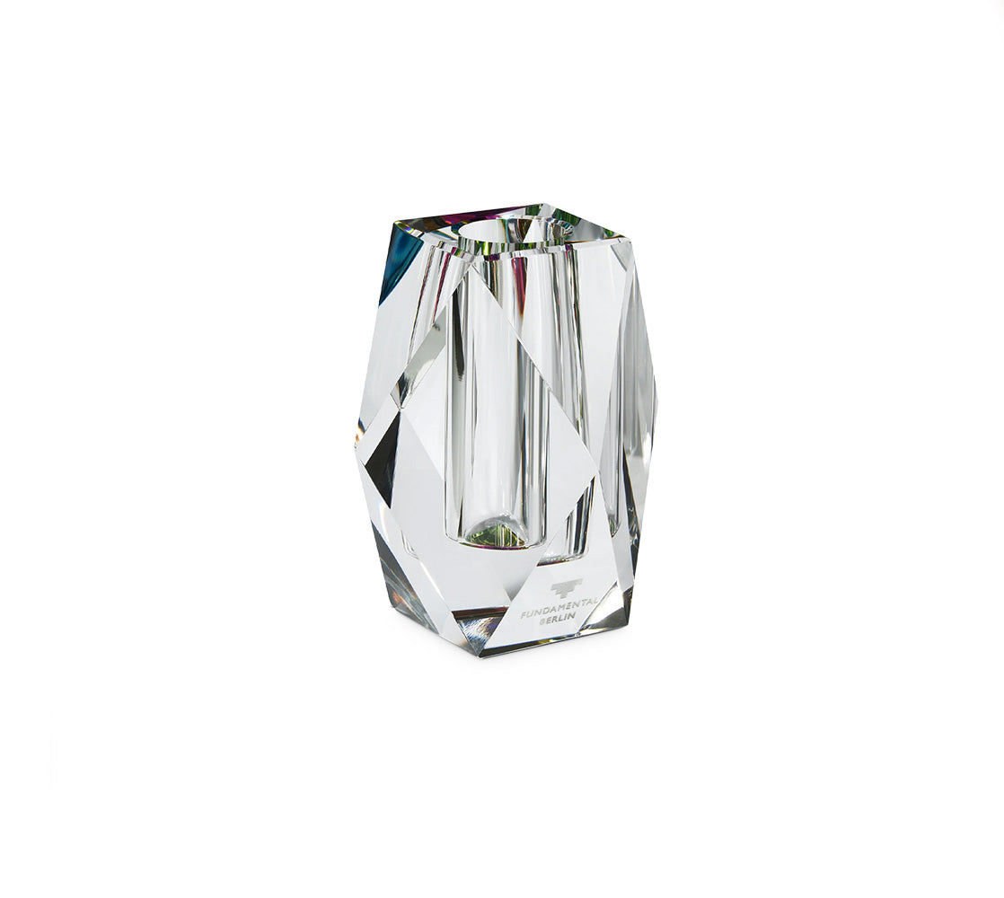 Alessi Rainbow kleine vaas van kristalglas, close-up van de geslepen facetten