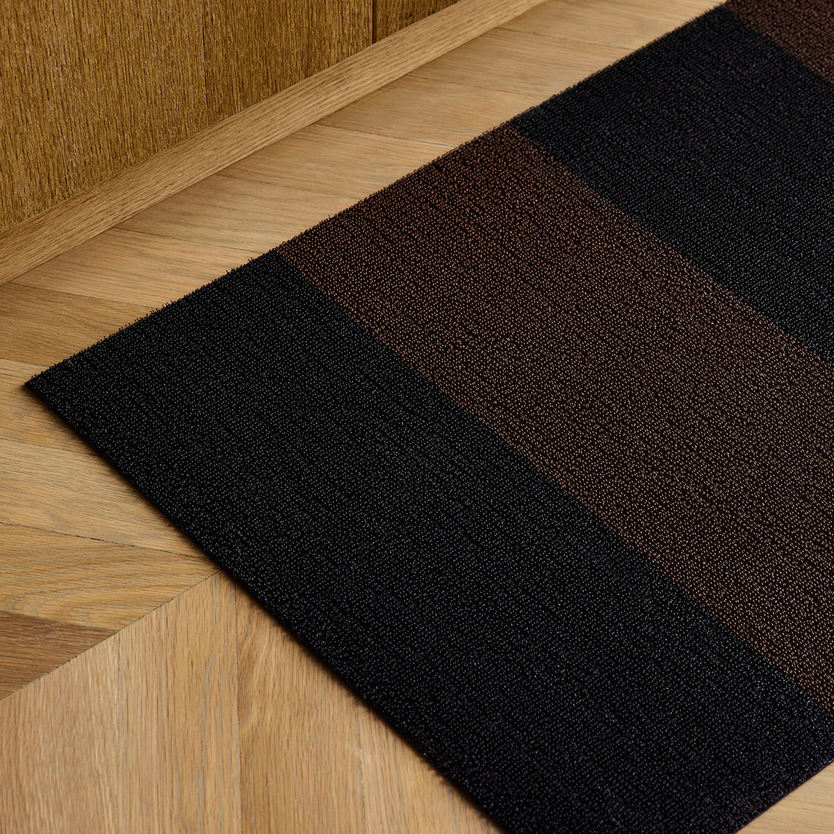 Chilewich Duo Stripe Mocha als runner van 61 x 183 cm