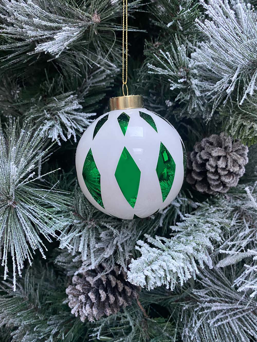 Delight Christmas Bauble 6 Green
