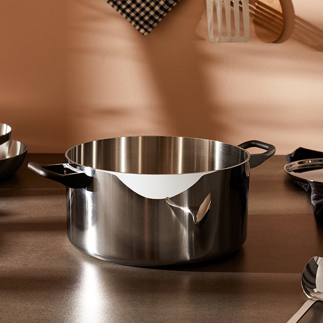 Alessi Kookpan 20 cm La Cintura di Orione 90101/20 T op tafel