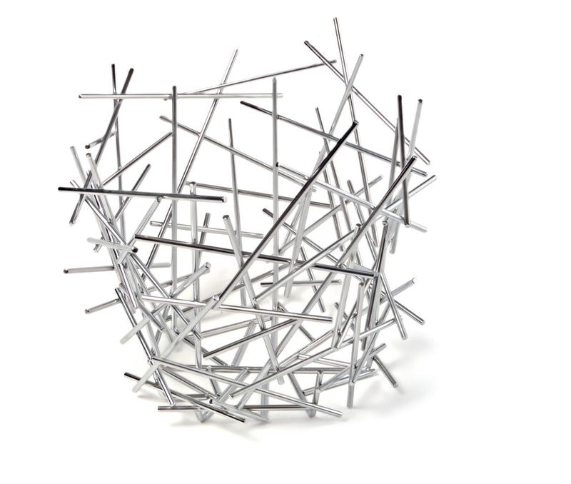 Alessi Blow Up fruitkorf van metalen stokjes, geïnspireerd op bamboe, van Fratelli Campana