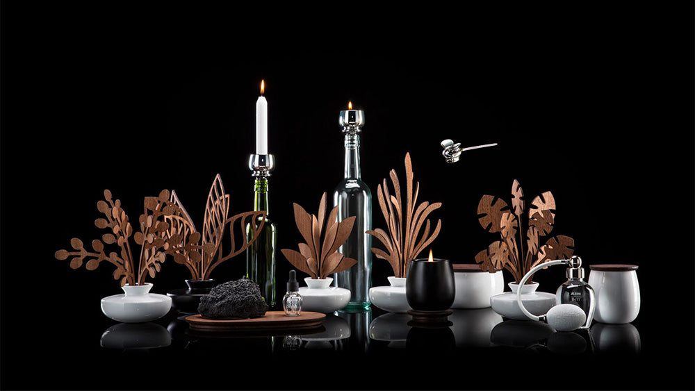 Diffusers uit The Five Seasons collectie van Alessi, met geurblaadjes in boomvorm