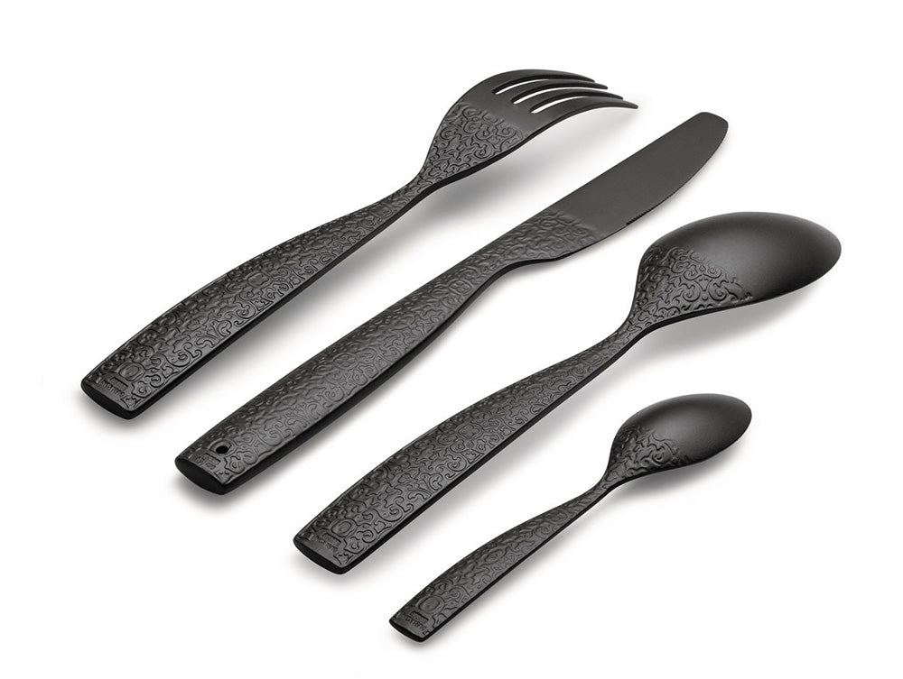 Alessi Dressed En Plein Air bestekset in zwart melamine, achterzijde met reliëfpatroon