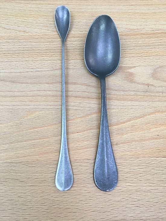 Aoyoshi Baguette Vintage Black parfait lepel naast tafellepel, antraciet staal, lengte 22,5 cm