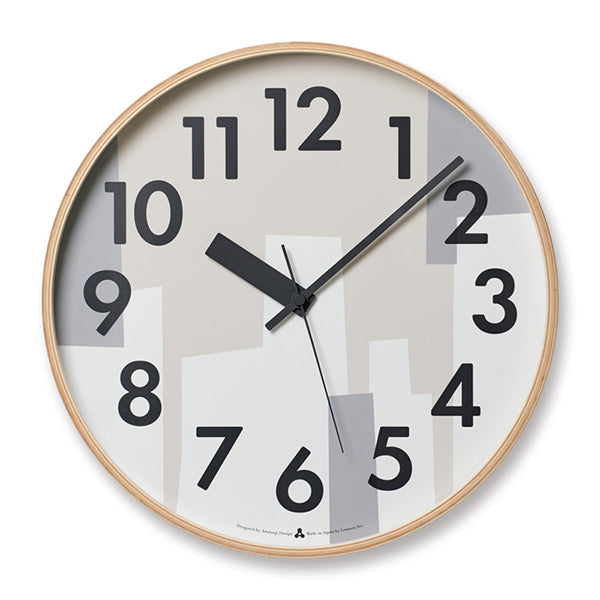 Lemnos Kasumi wandklok in beige, houten rand, vooraanzicht