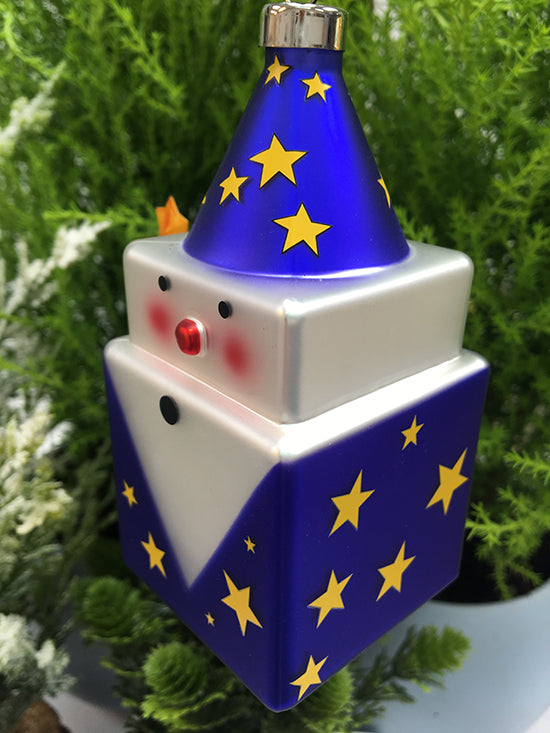 Cubomago kerstkubus, close-up van gezicht met rode neus