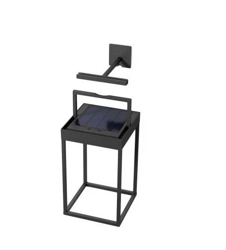 Mooie wandsteun in zwart, getoond boven de Loom Lucerna Solar lamp