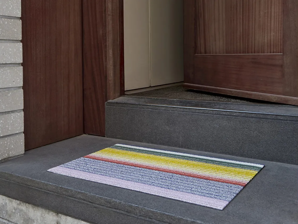 Chilewich deurmat Pop Stripe voor een voordeur, gestreept in meerdere kleuren
