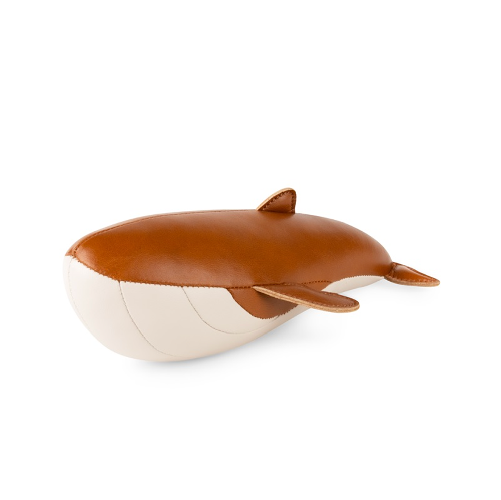 Zuny Whale Wave presse-papier in bruine walvisvorm, van achteren