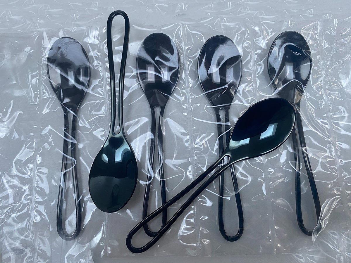 Alessi espressolepels set van 6, roestvrij staal met zwarte PVD-coating, open contourlijn in het handvat