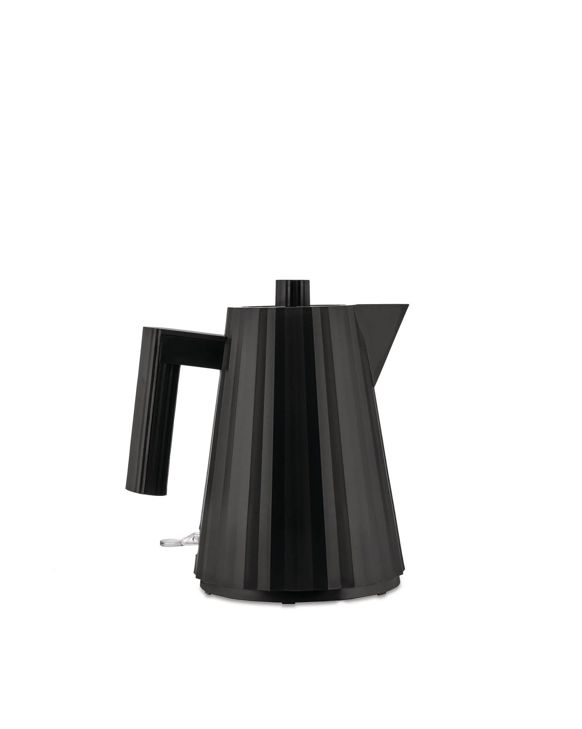 Alessi Plissé waterkoker 1 liter in zwart, ontwerp Michele De Lucchi, vooraanzicht
