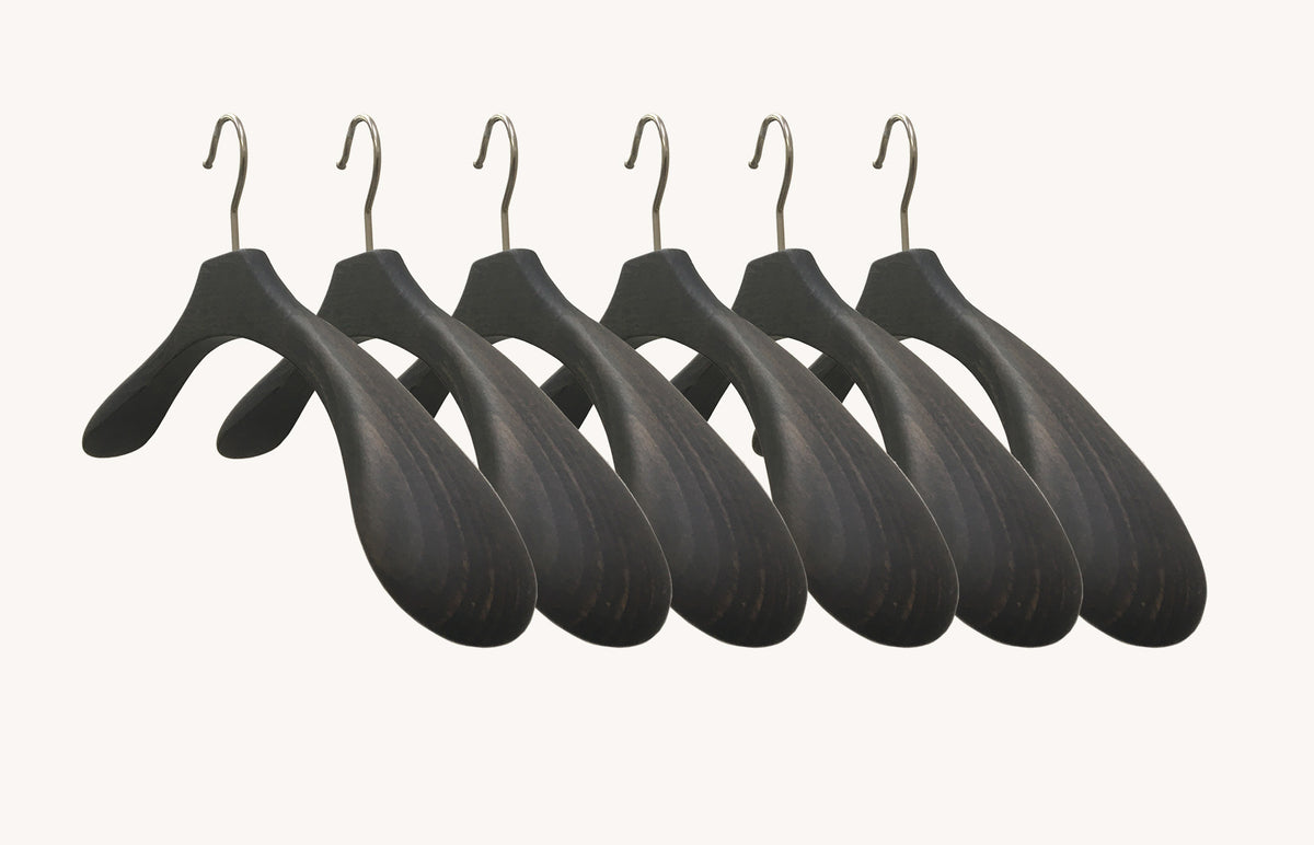 Alessi Amo kledinghangers, set van 6, donkergrijs hout met brede uitloop
