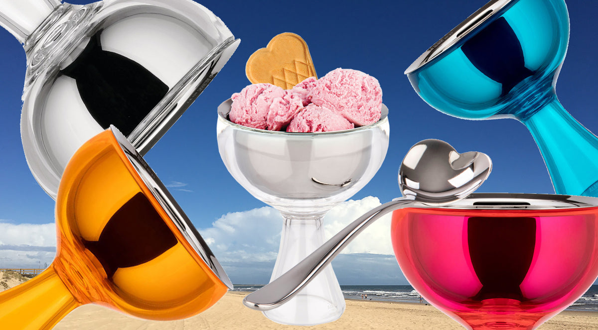 Alessi Big Love ijscoupe in helder, oranje, blauw en roze naast elkaar