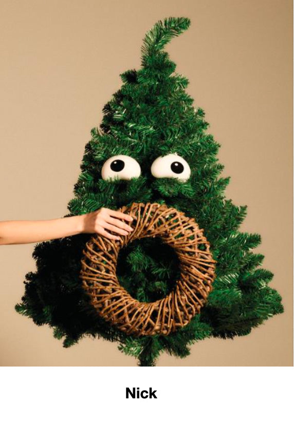 Alessi Treebies ballenset Nick opgehangen aan een echte kerstboom