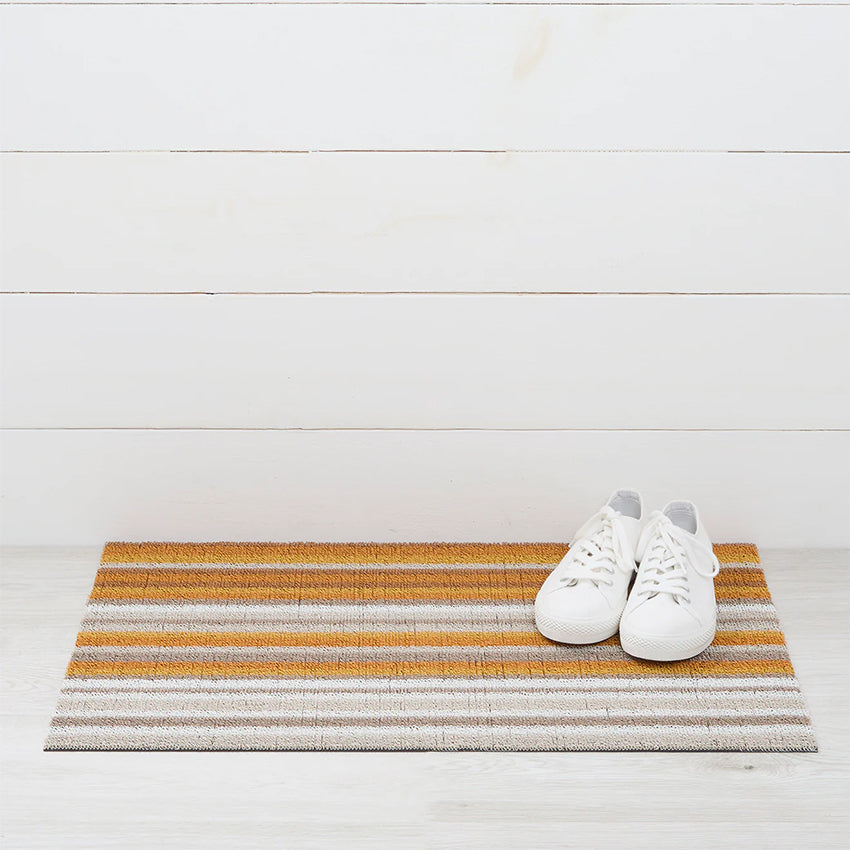Chilewich deurmat Horizon Stripe Desert, gestreept in oranje en beige, 46 x 71 cm